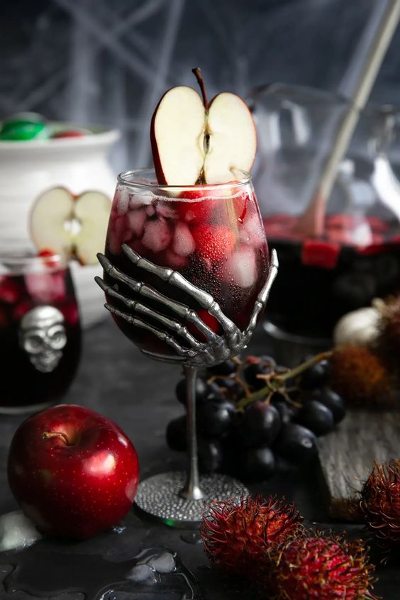 14 Insanely Delicious Halloween Drink Recipes
