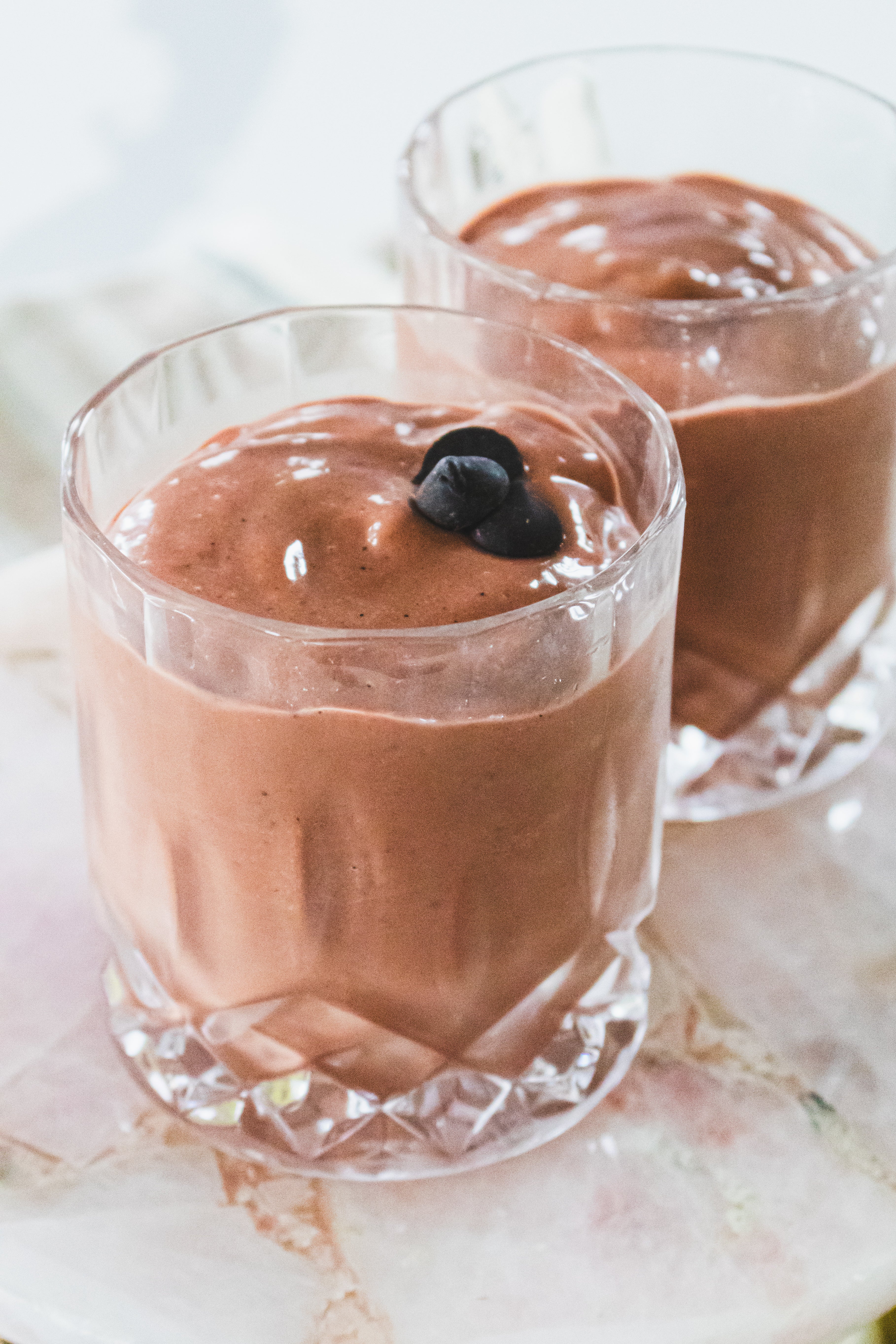 3 Ingredient Strawberry Chocolate Smoothie