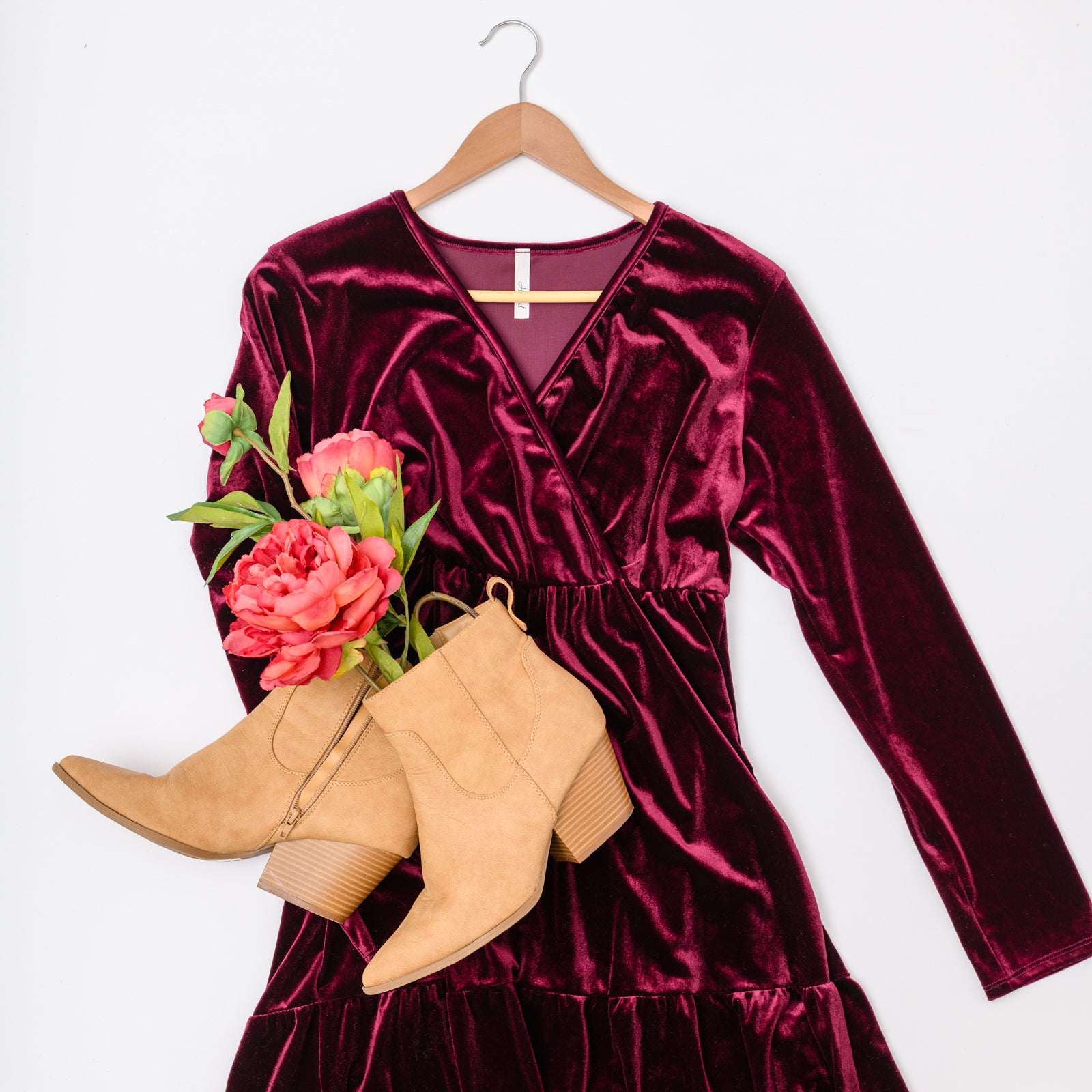 25 Best Christmas Party Dresses To Wear This Holiday