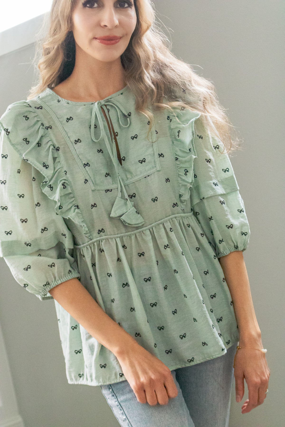 Tea For Two Babydoll Bow Blouse In Mint & Chip
