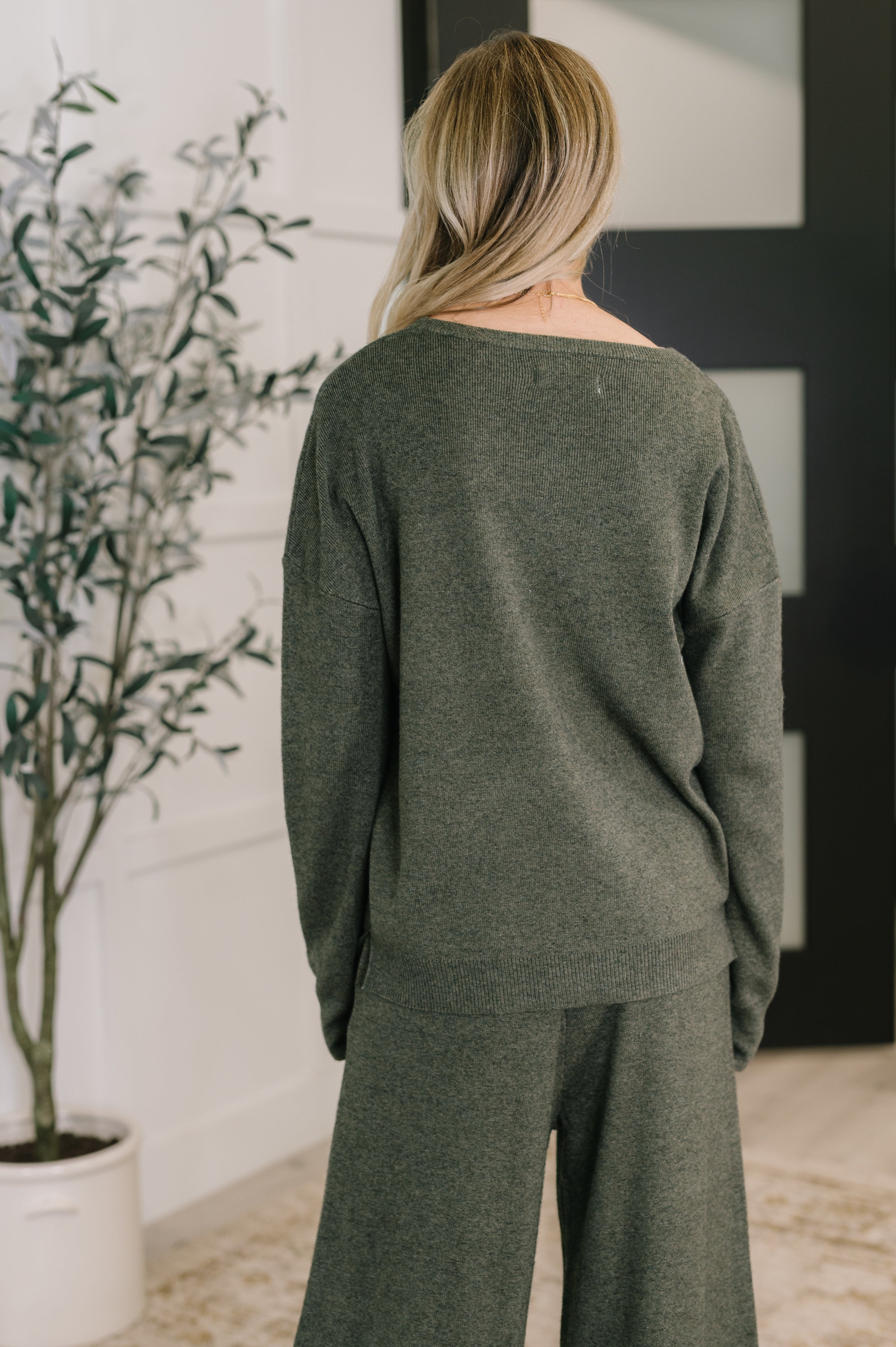 Clove Cashmere Sweater in Moss