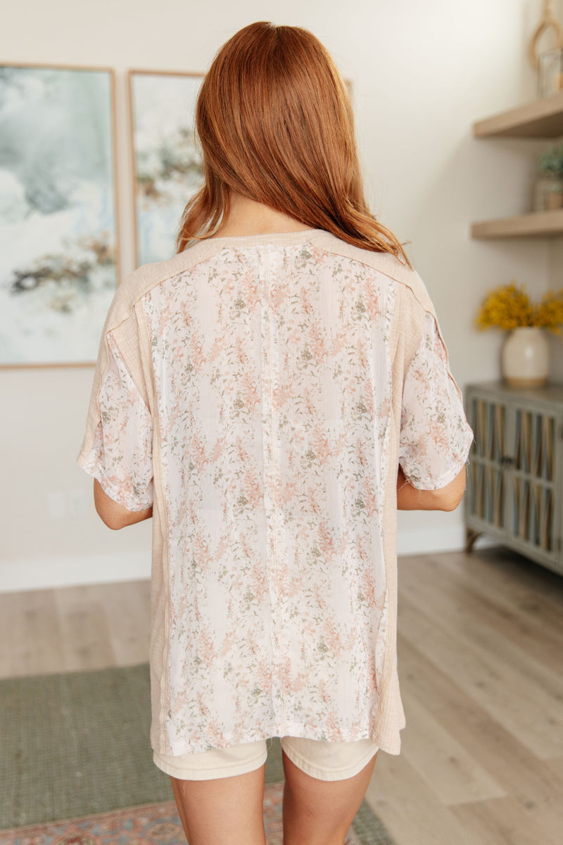 POL Mention Me Floral Accent Top in Toasted Almond