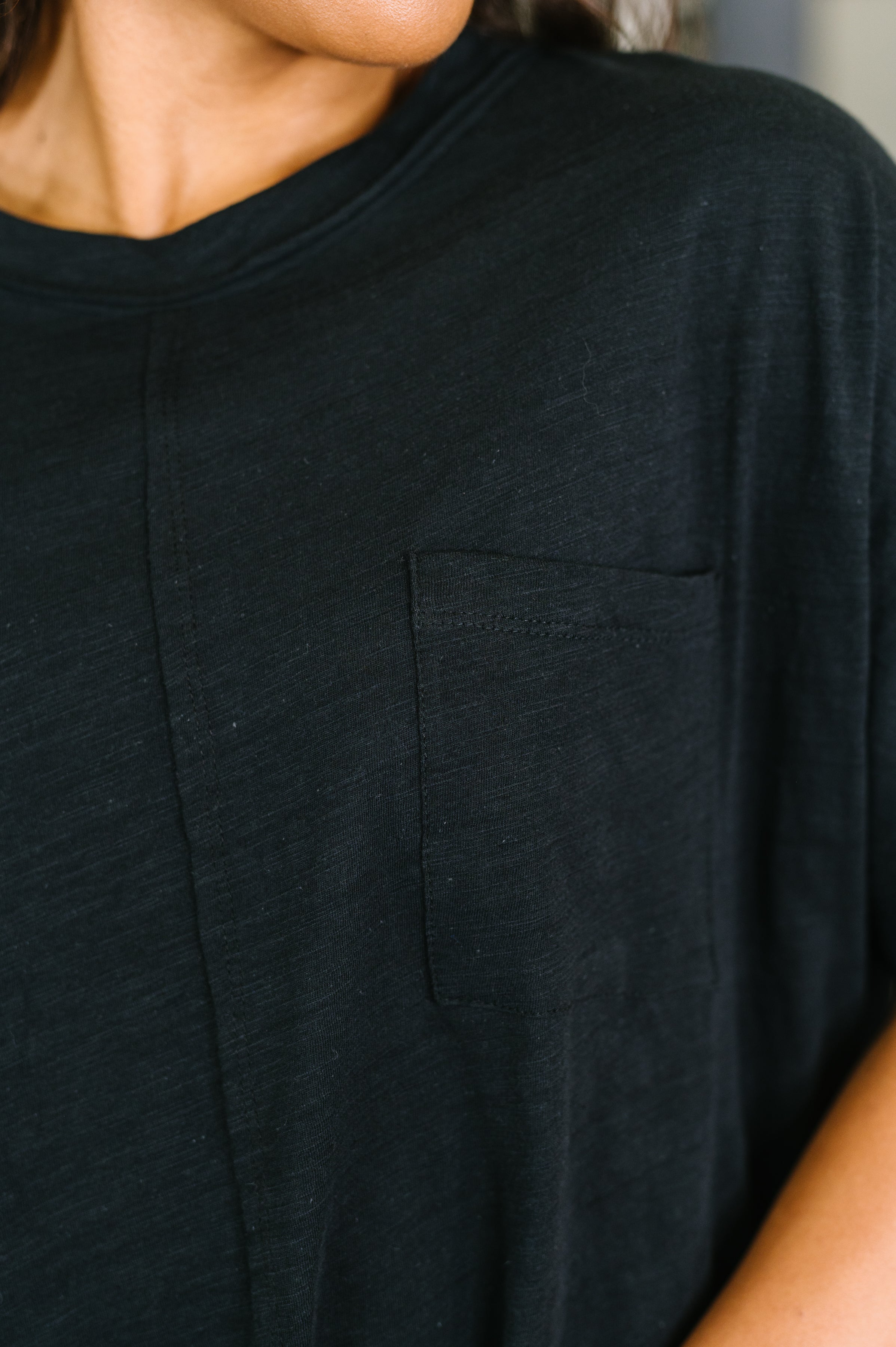 Relaxed Basic Cotton Tee in Black