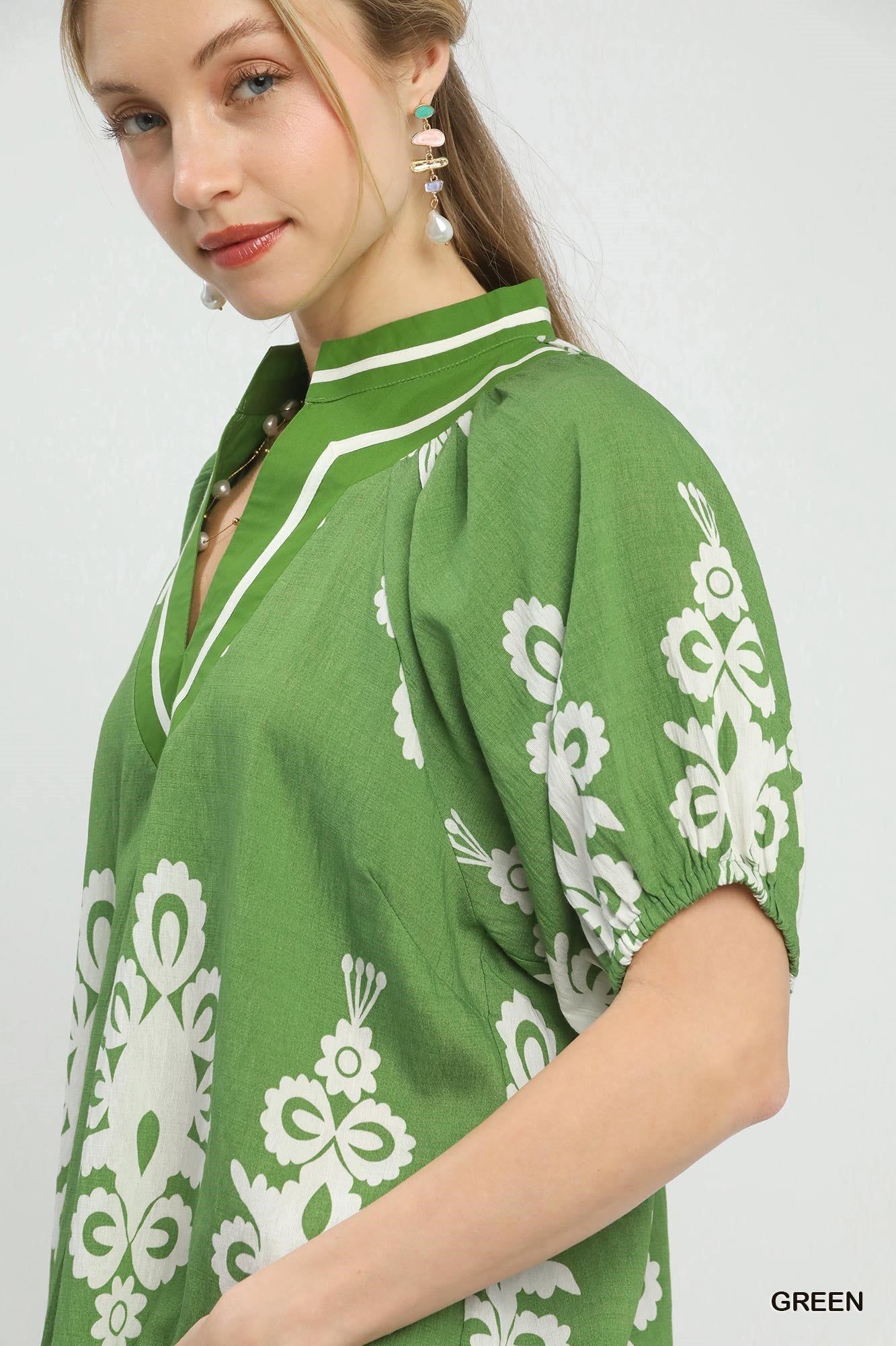 c10b1ee4-fcf2-4936-a79e-c02265df171b-Max