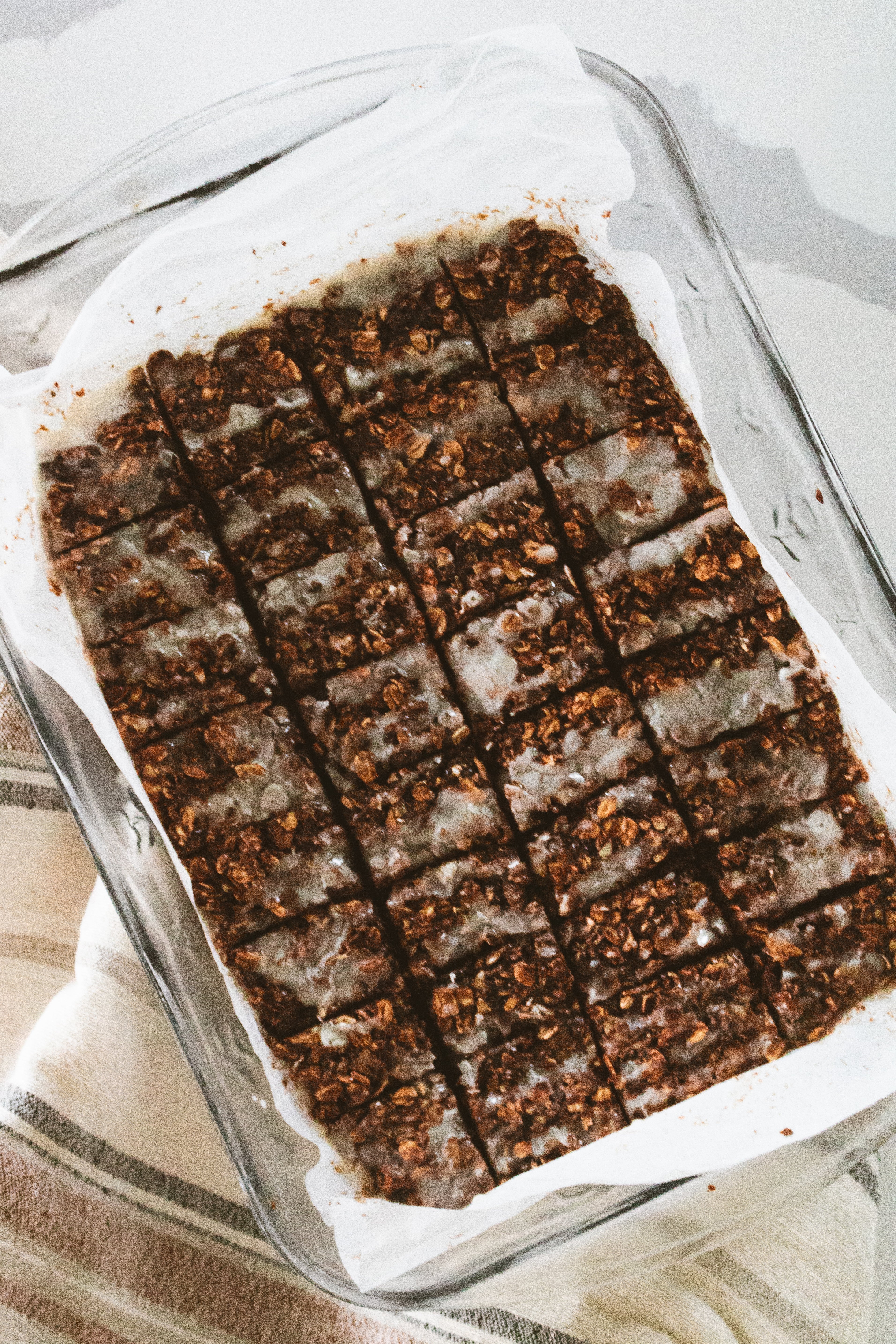 Healthy Chocolate Granola Bar Recipe 