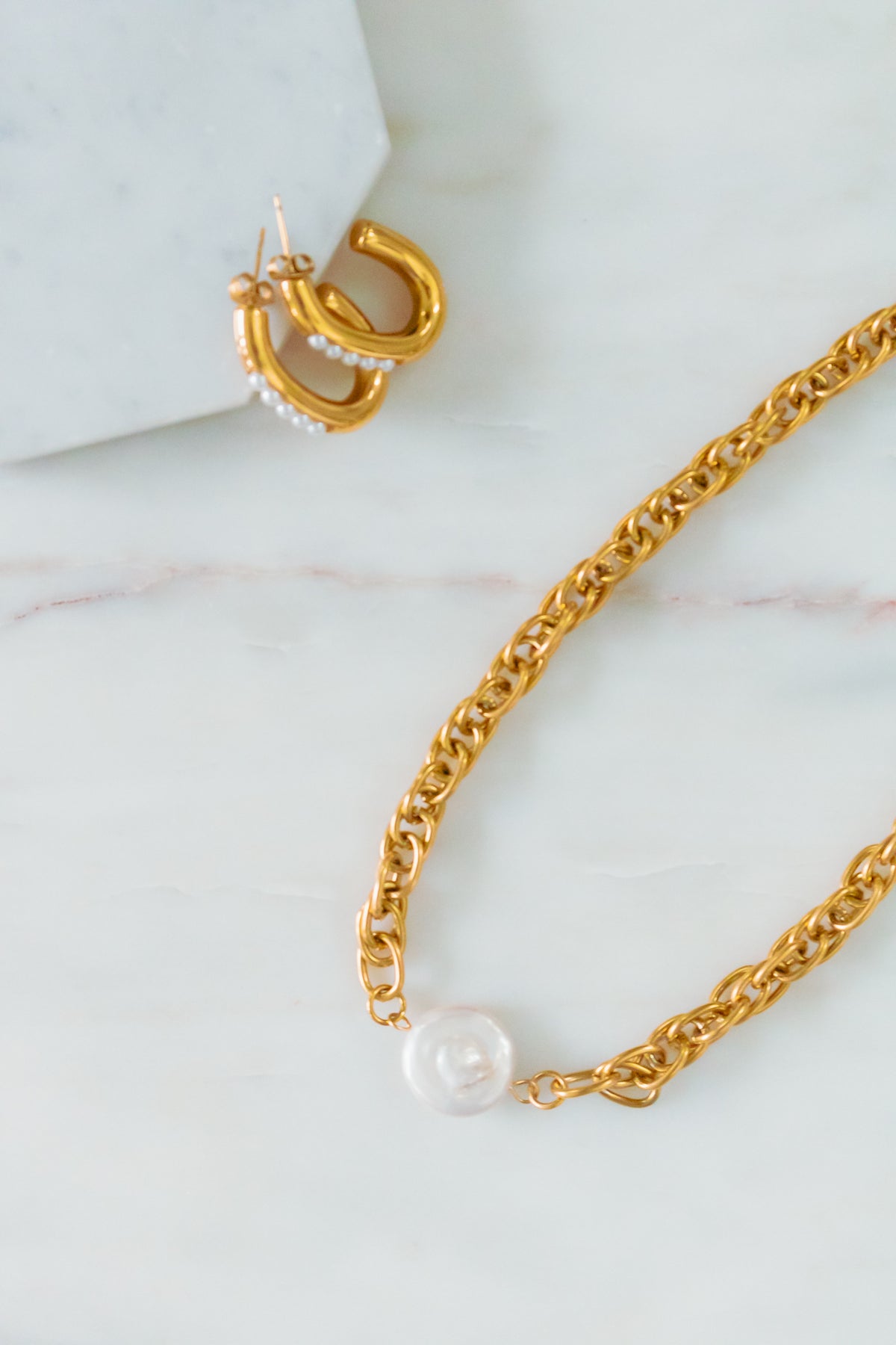A Pearl Of Advice Hypoallergenic Jewelry 3 Piece Bundle in 18k Gold