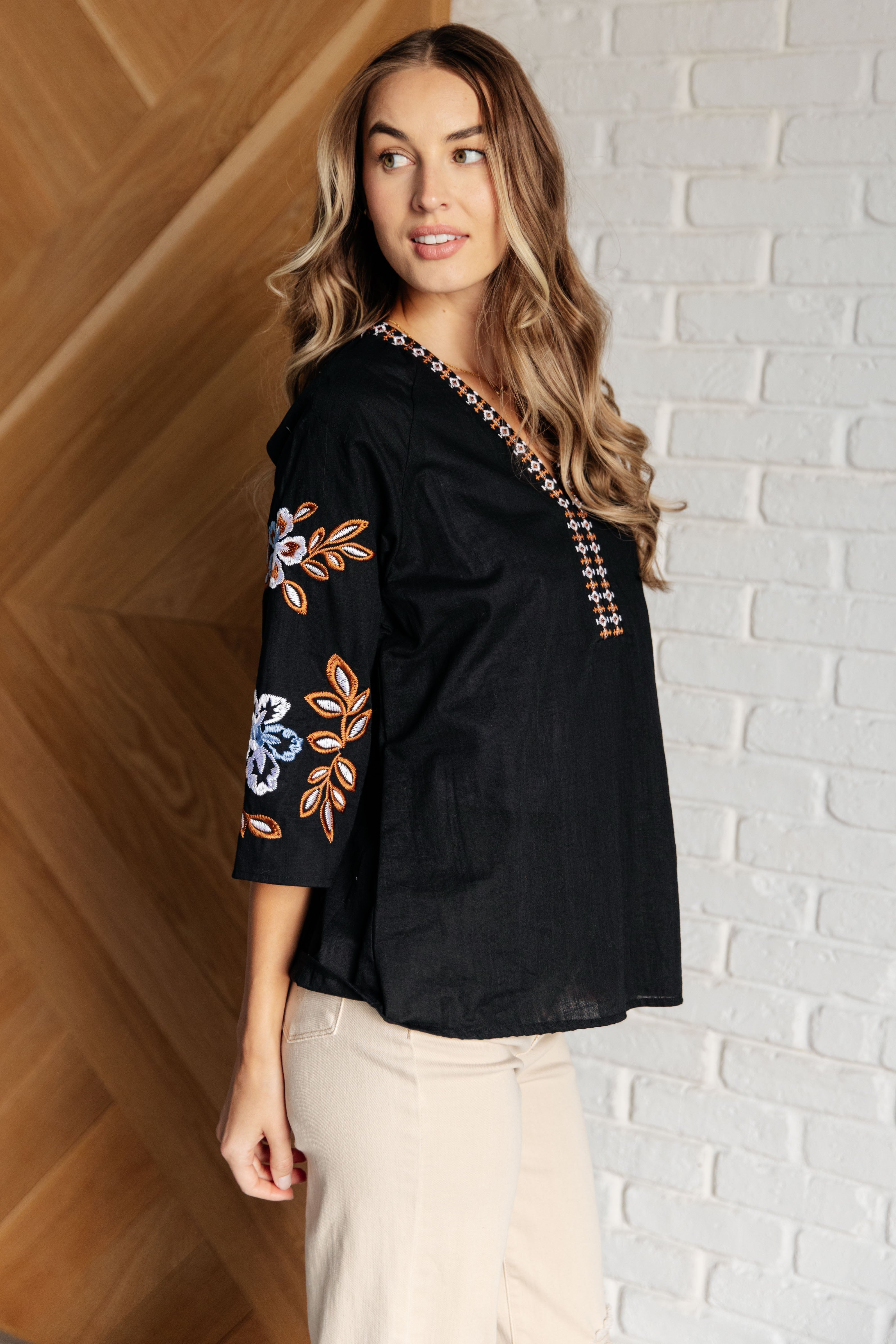 Art Embroidered V-Neck Linen Blouse