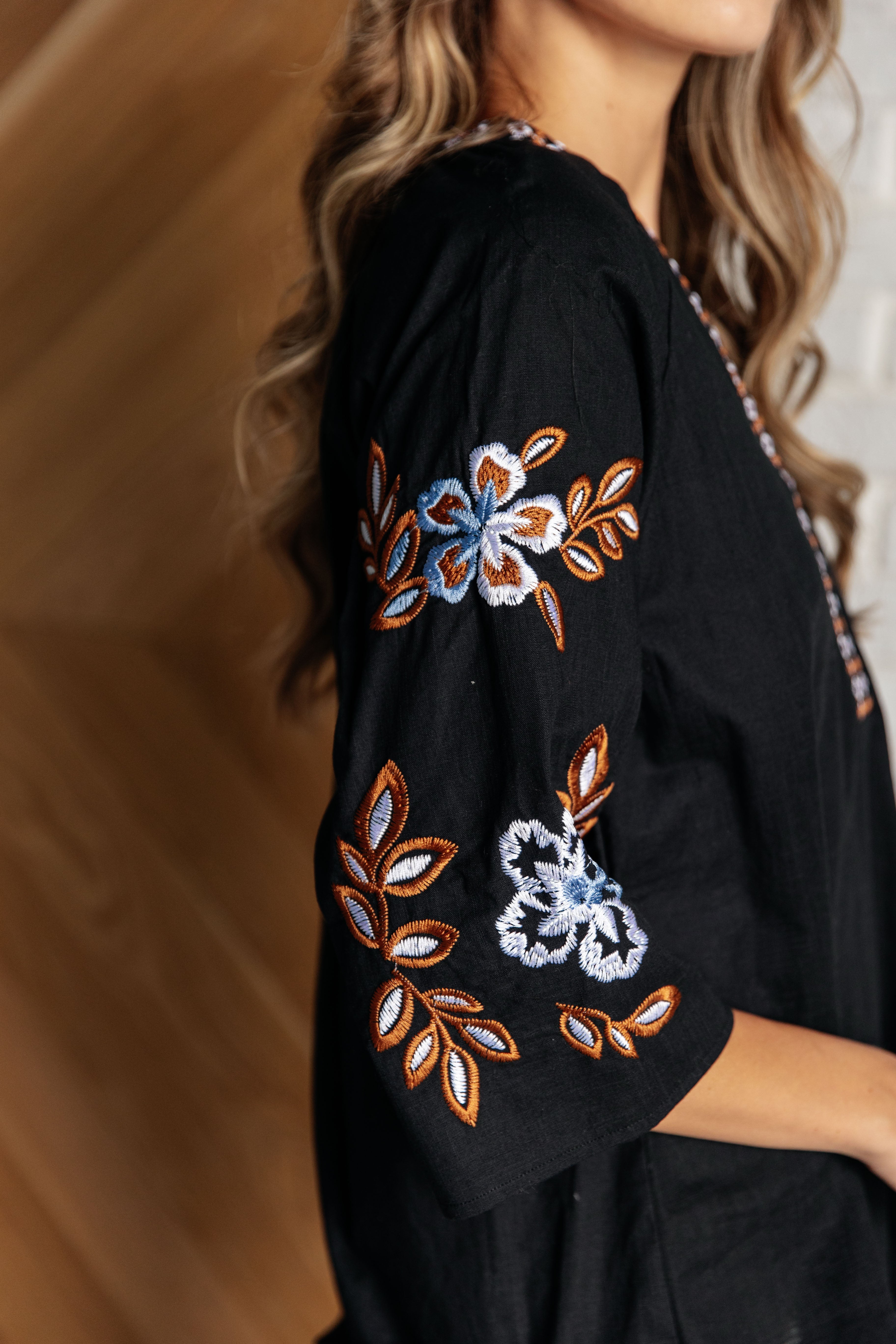 Art Embroidered V-Neck Linen Blouse