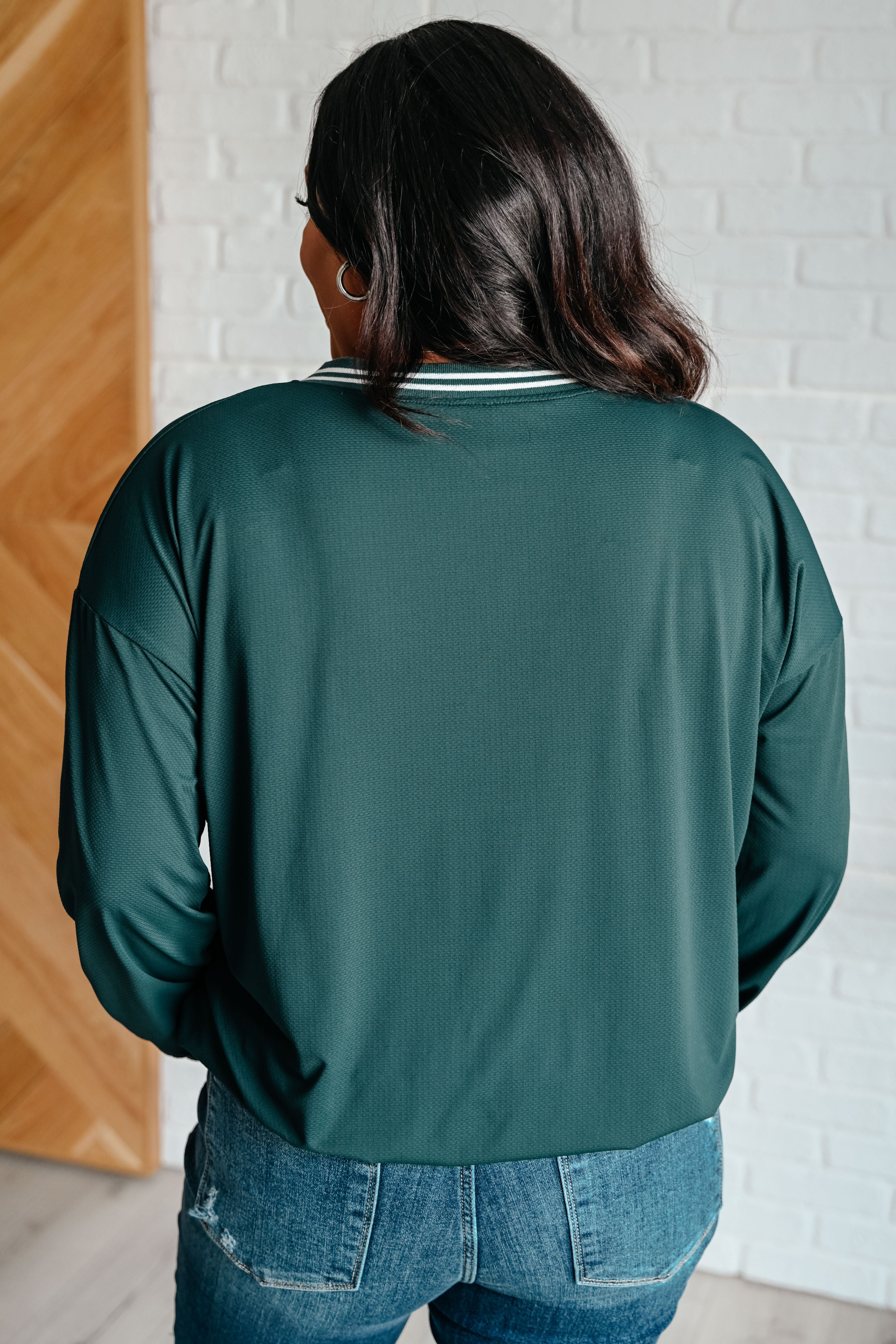 Ivy League V-Neck Pullover in Midnight Green