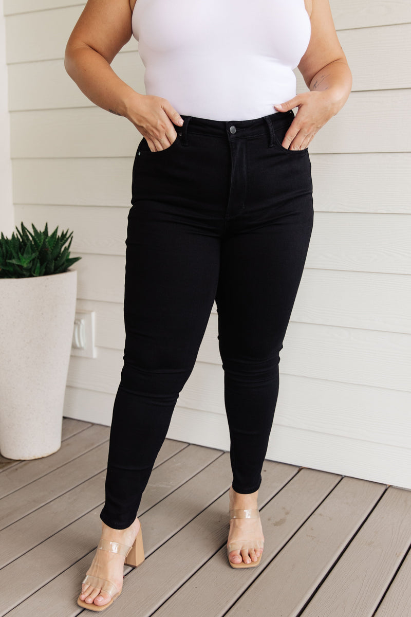 Judy Blue Audrey High Rise Control Top Classic Skinny Jeans in Black