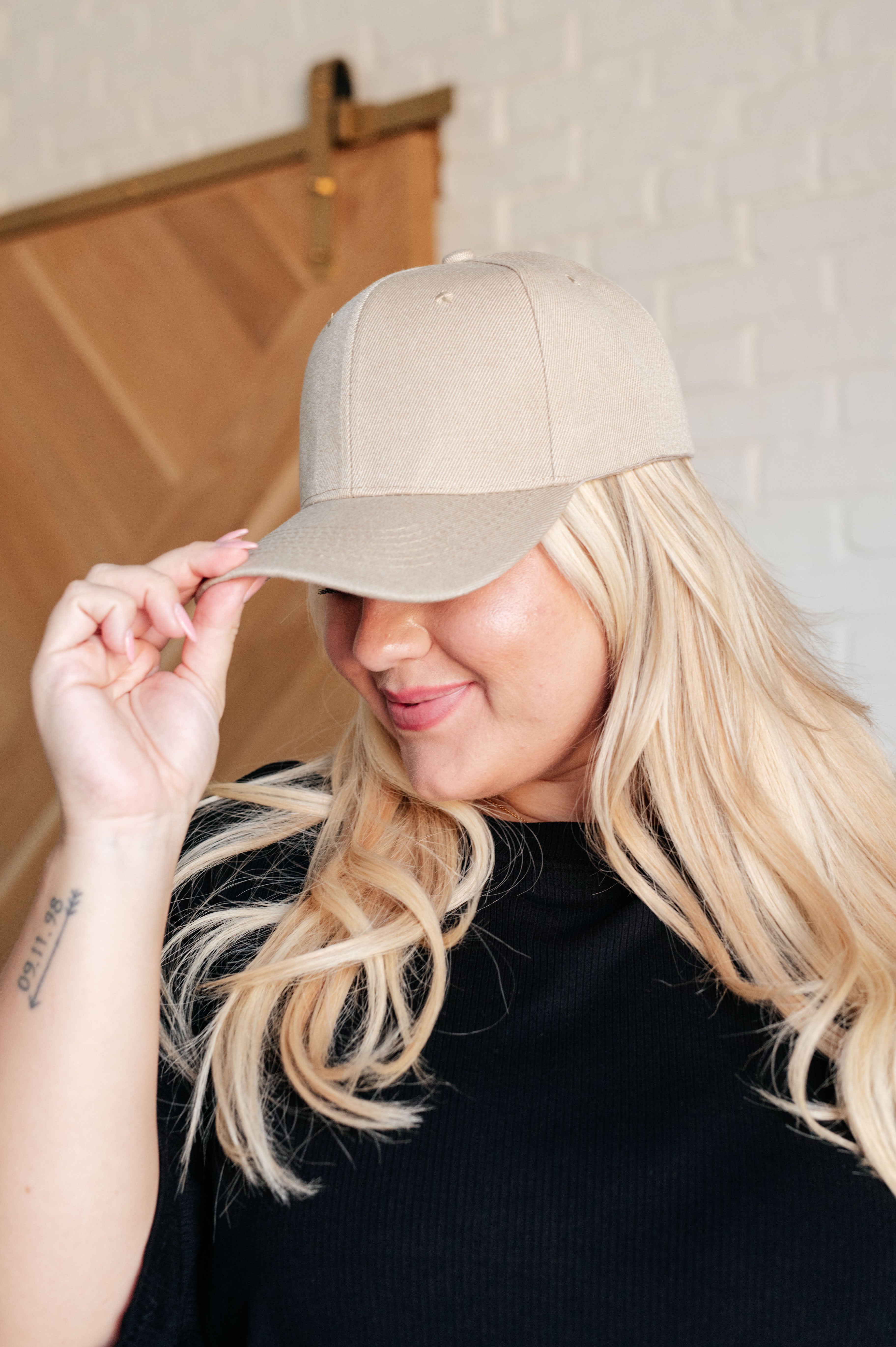 Babe Ball Cap in Khaki