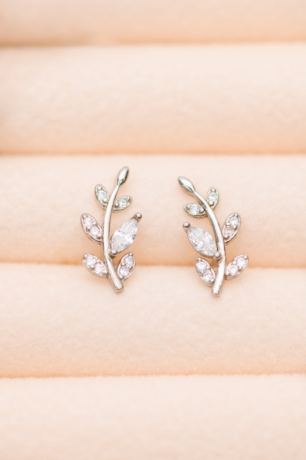 925 Sterling Silver Bright Vines Stud Earrings