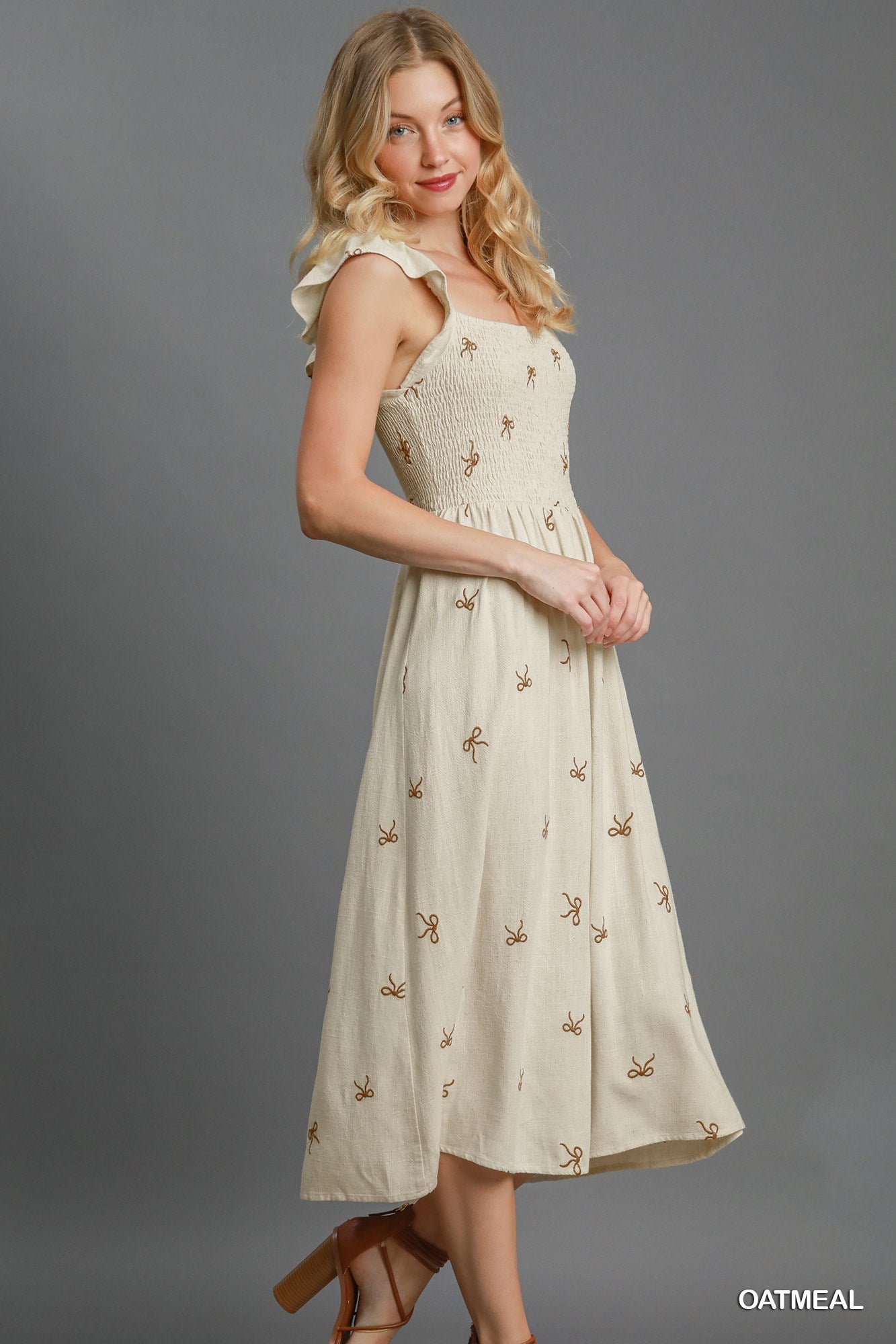 Cottage Cutie Linen Bow Midi Dress