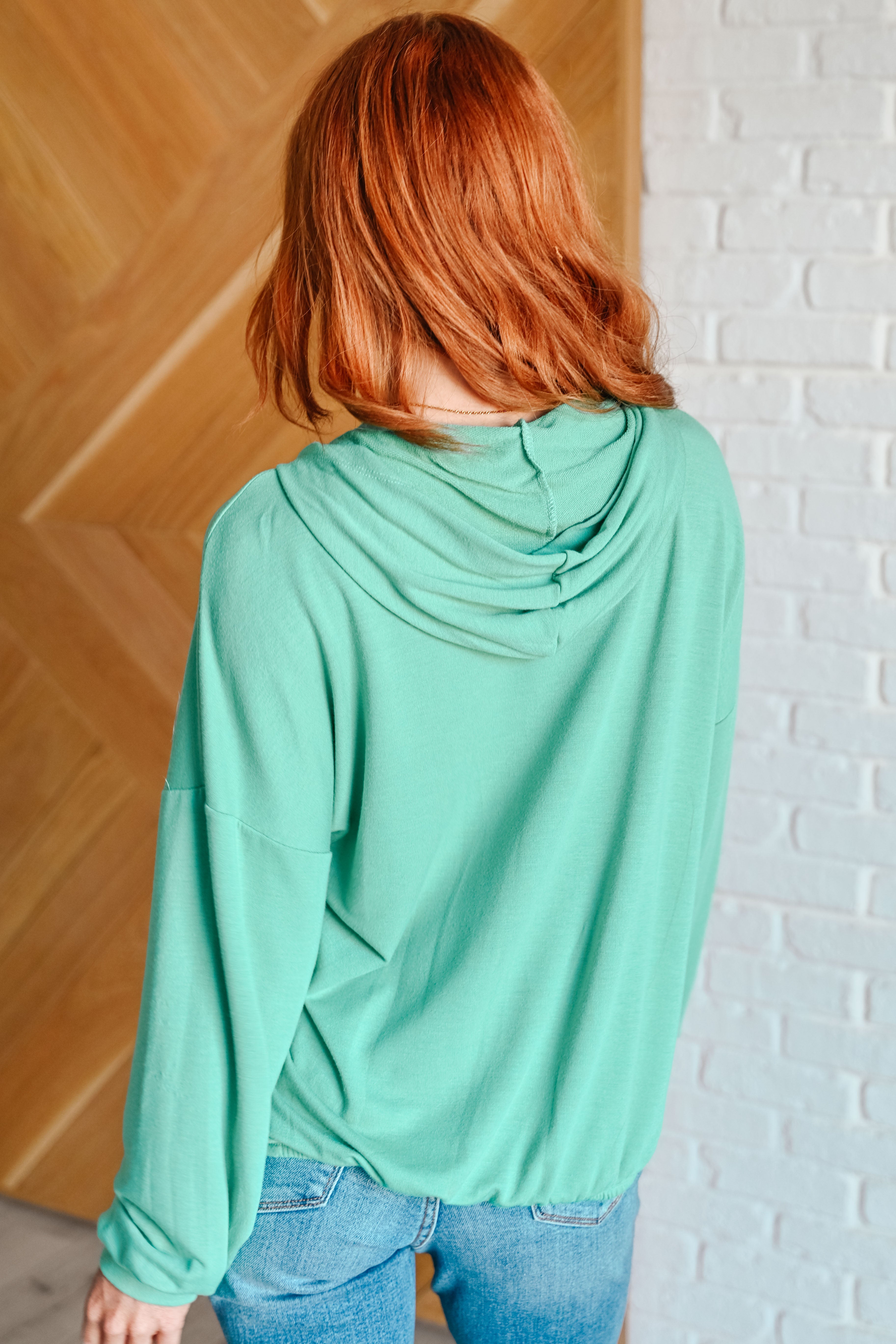 Meadow Hooded Pullover in Mint