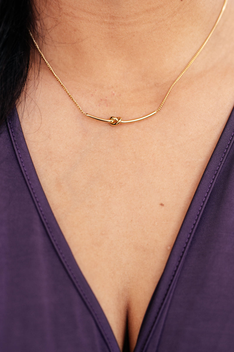 18K gold plated Love Knot Bar Necklace