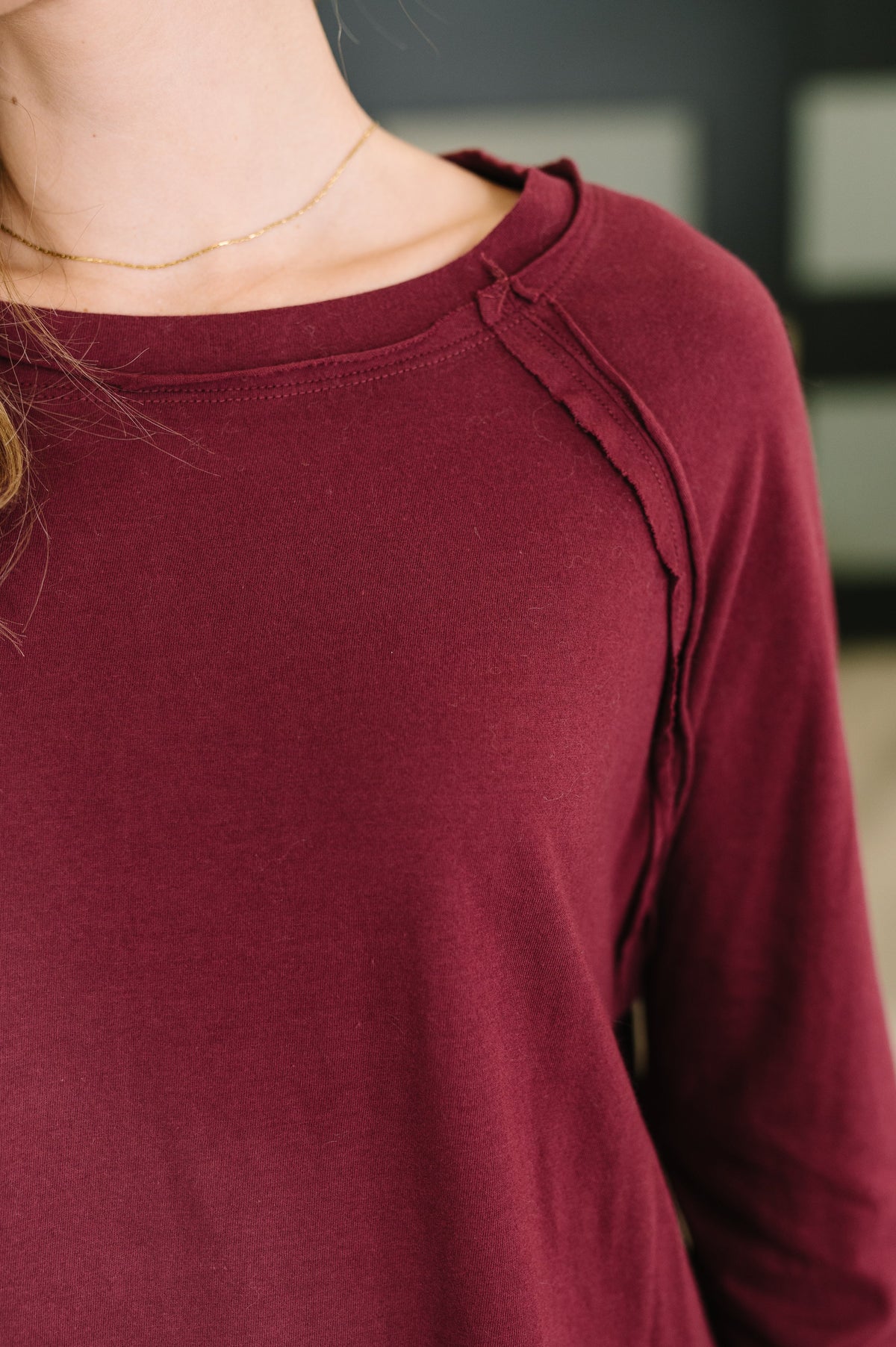 Fall Feeling Cotton Raglan Sleeve Top in Cabernet