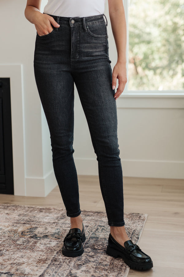 Judy Blue Jeans  New Have Mid Rise Slim Fit JB82334-PL – American Blues