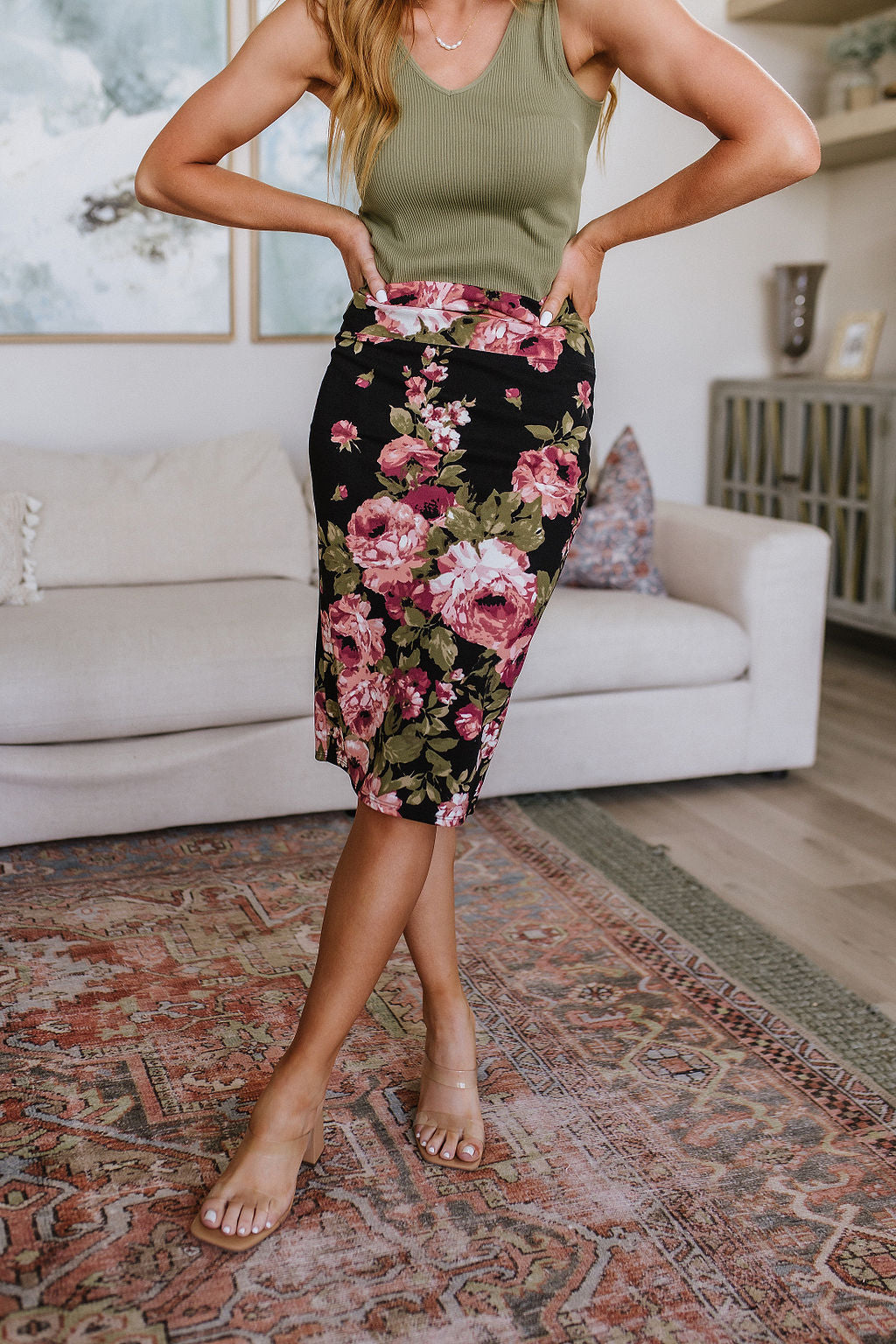 Perfectly Pristine Floral Pencil Skirt -SALE- (SIZE 3XL LEFT)