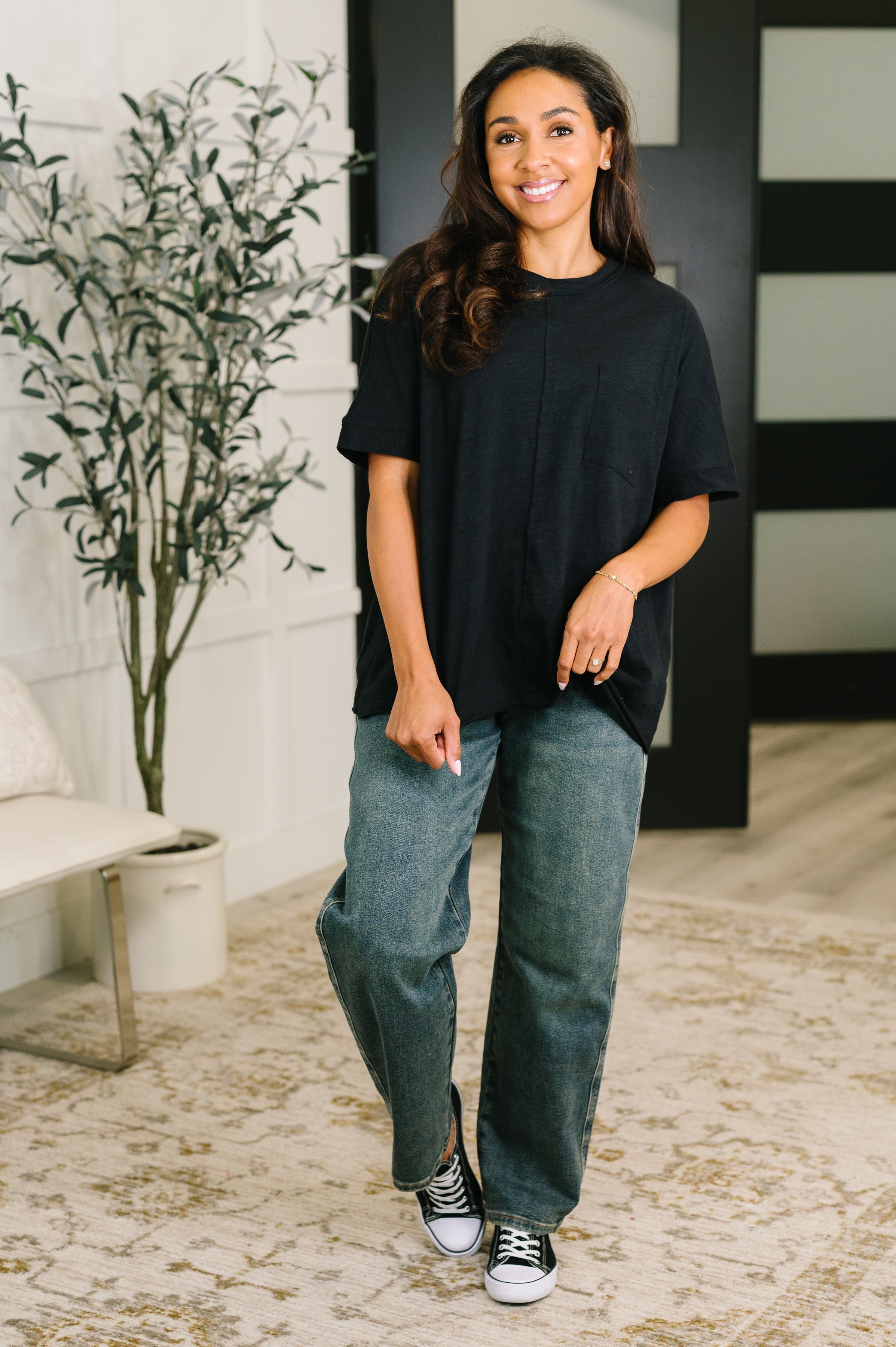 Relaxed Basic Cotton Tee in Black