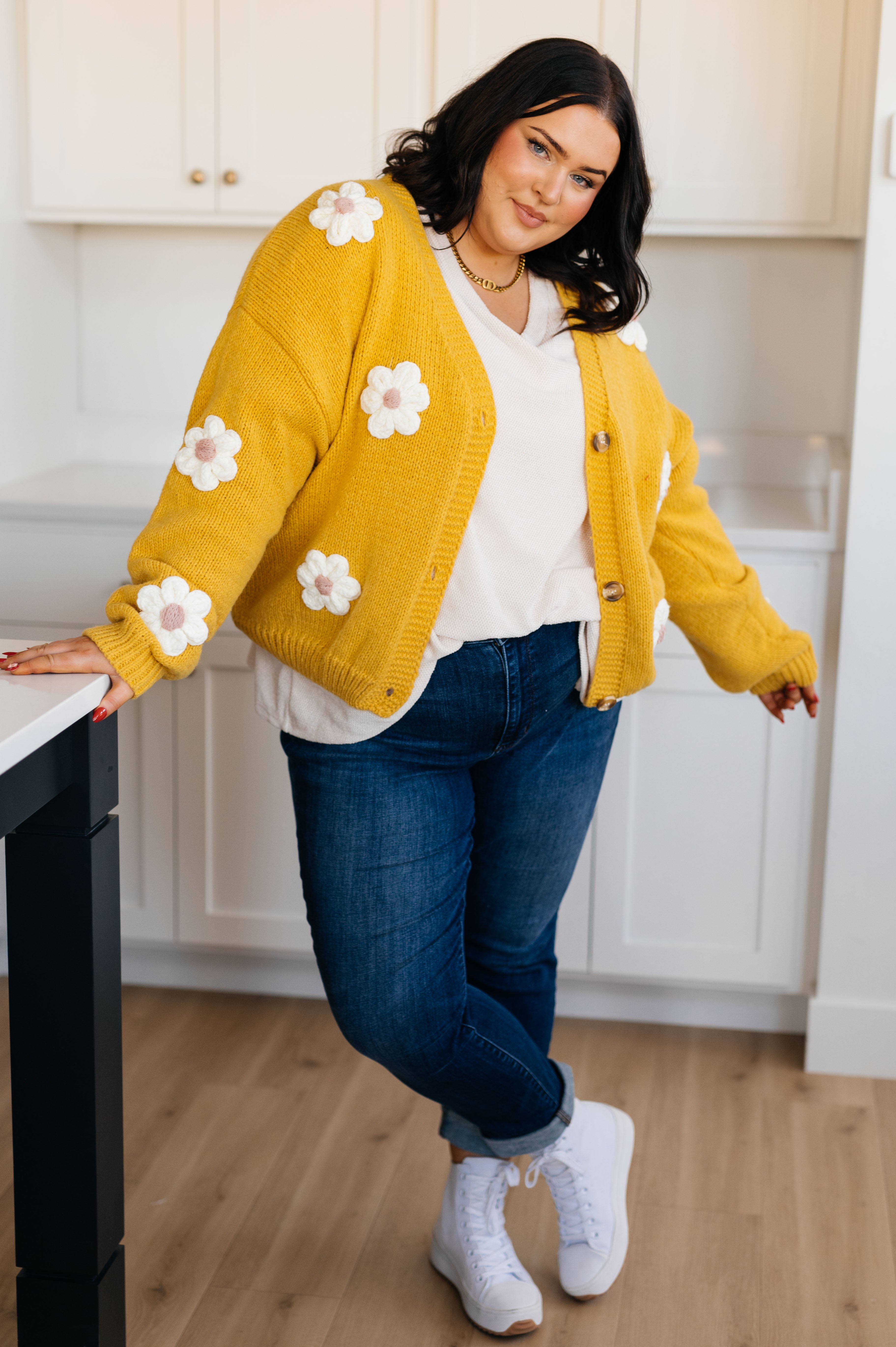 3D Daisy Floral Cardigan