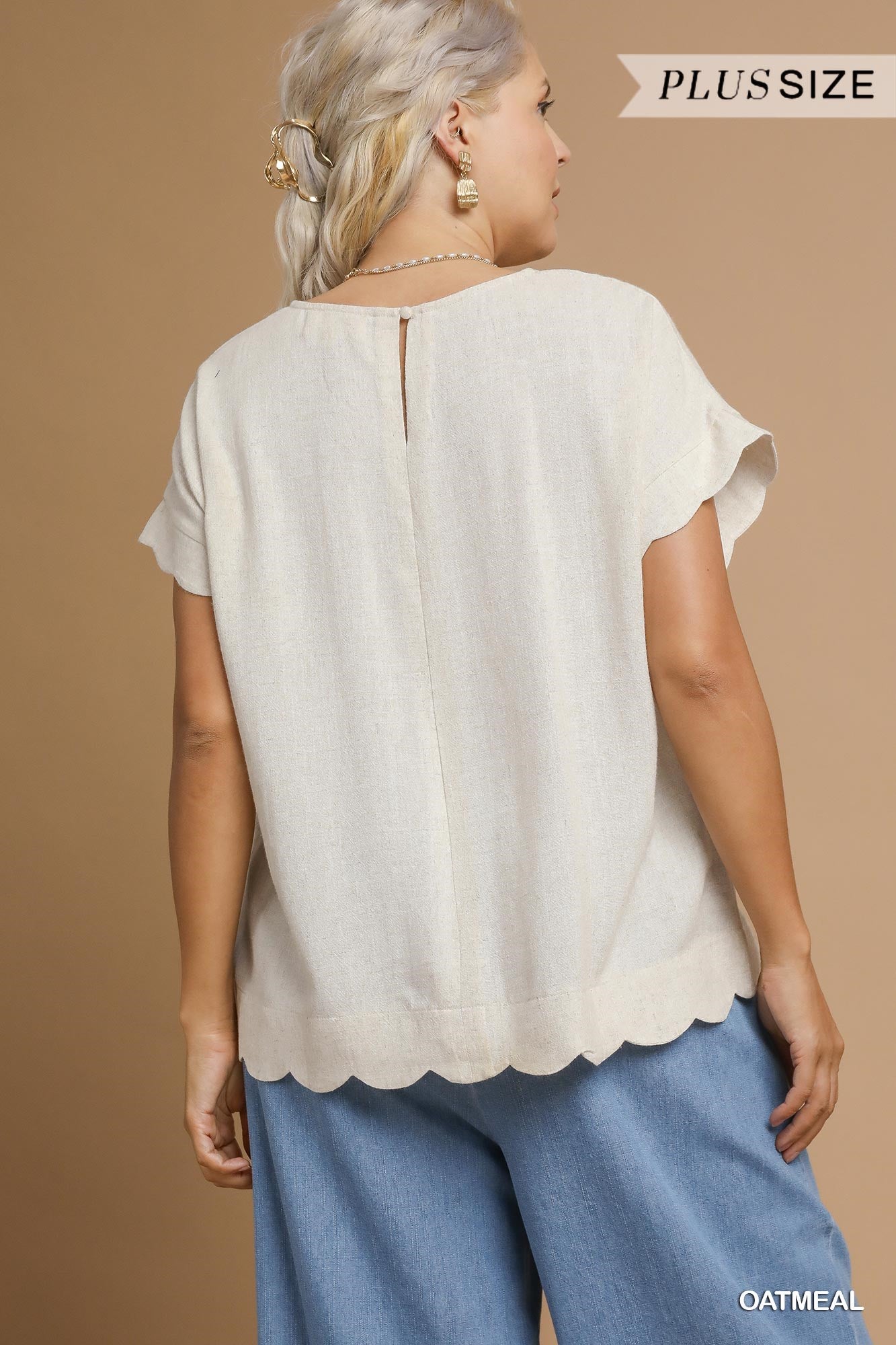 Falling For You Scalloped Linen Blouse in Vanilla
