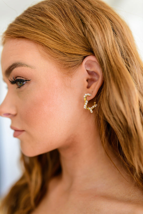 18k Gold Diving for Pearls Earrings