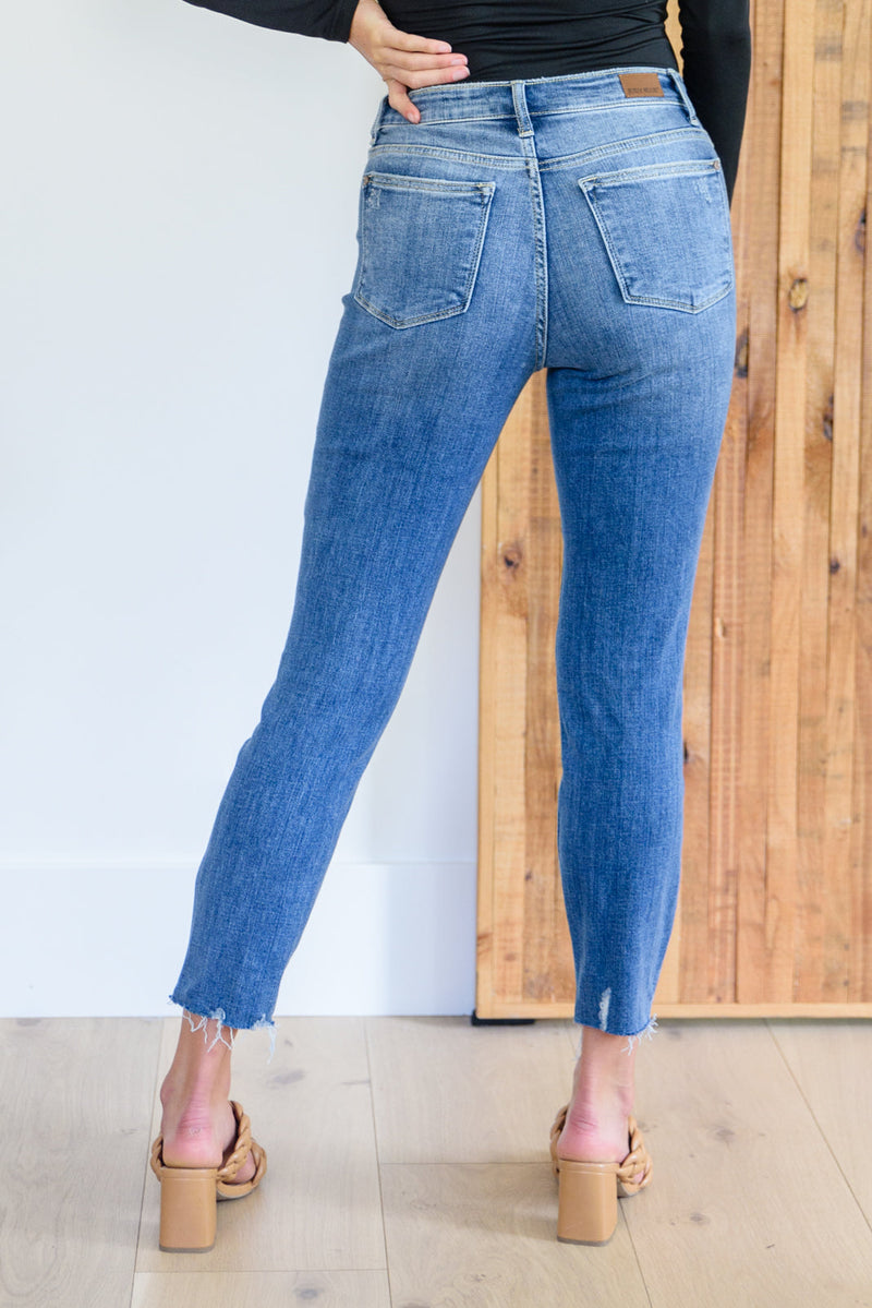 Judy Blue Kyla Destroyed Hi Waist Relaxed Fit Jeans
